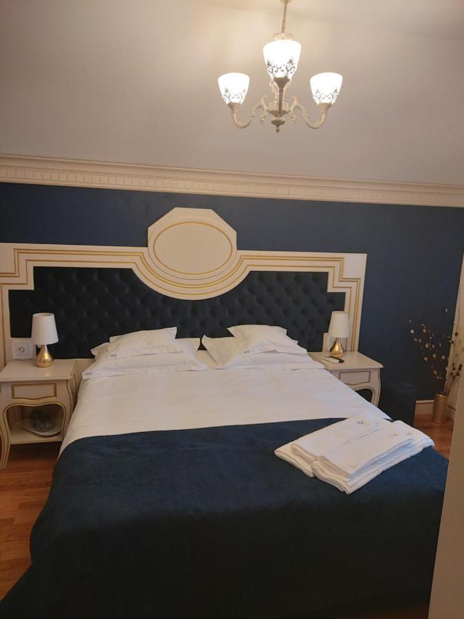 Sky Park Home Iasi Buitenkant foto